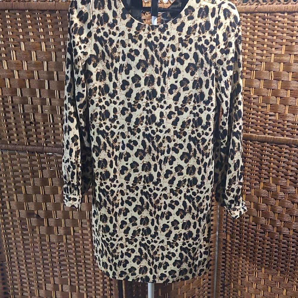 Elegant Leopard Print Long Sleeve Dress